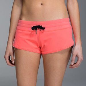 Lululemon Water: Surf Short (Size 4)